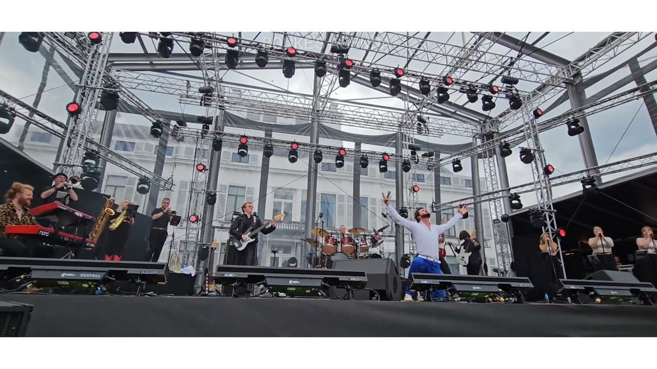 BOUKE & The ElvisMatters Band - CAN'T HELP FALLING IN LOVE @ Royal Park Live
