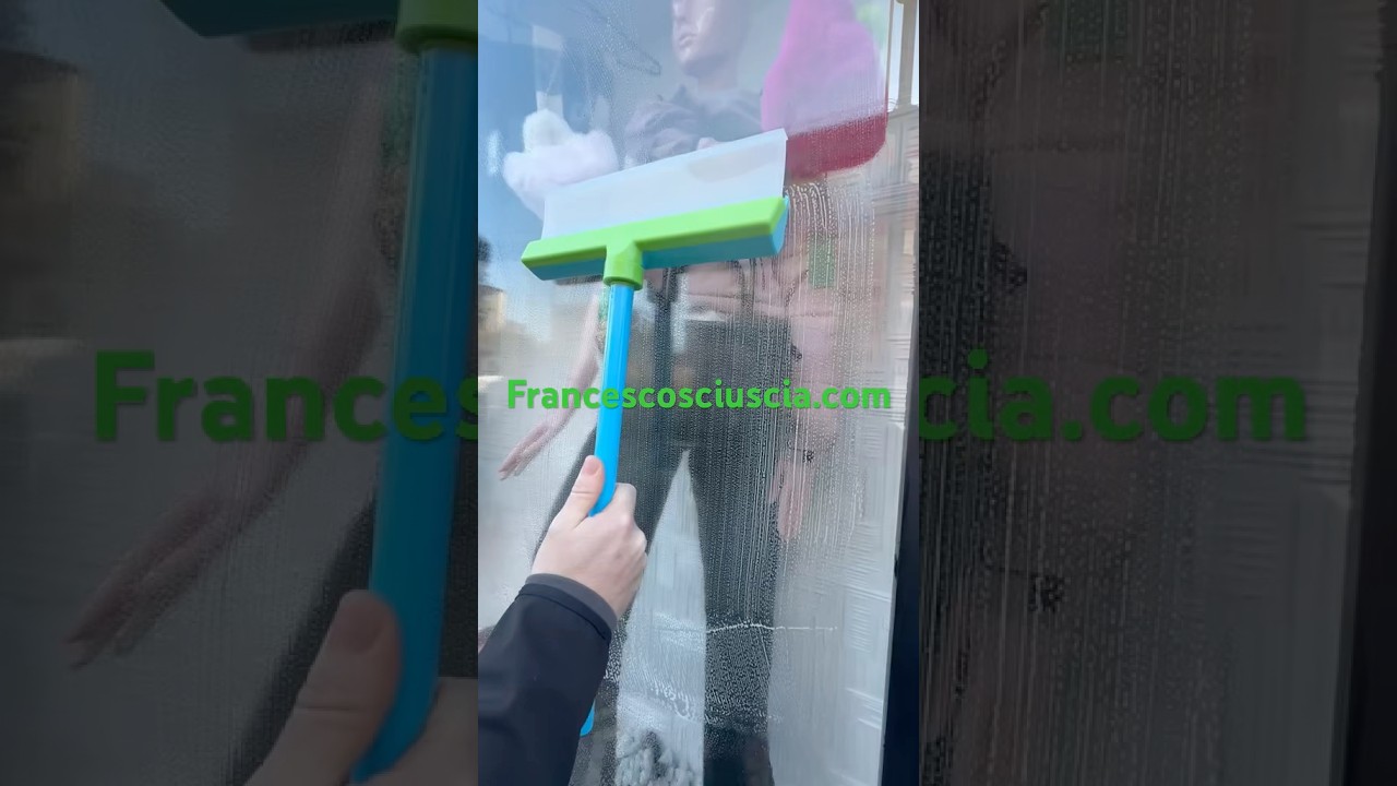 Tergivetro in silicone www.francescosciuscia.com