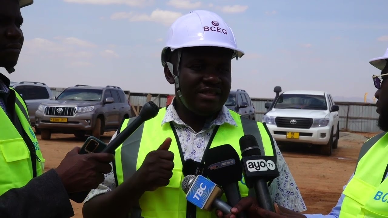 NAIBU WAZIRI UCHUKUZI ARIDHISHWA NA KASI UJENZI UWANJA WA NDEGE MSALATO.