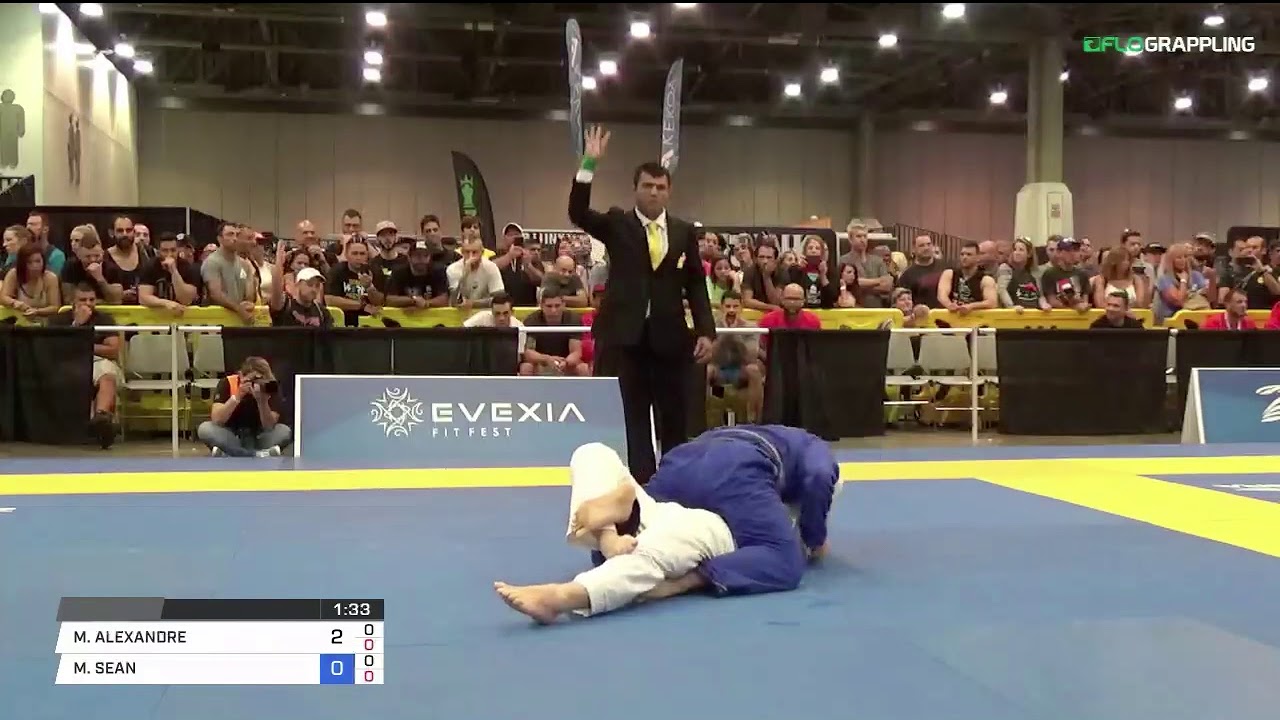 Alex Atala vs Matthew Sean OLaughlin - World Master IBJJF Jiu-Jitsu Championship 2018