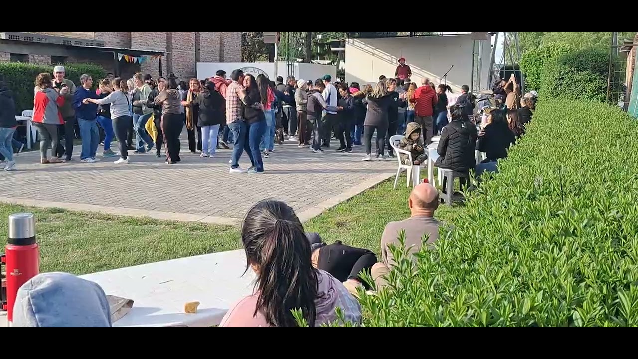 Agustín y su teclado en 28 de julio 