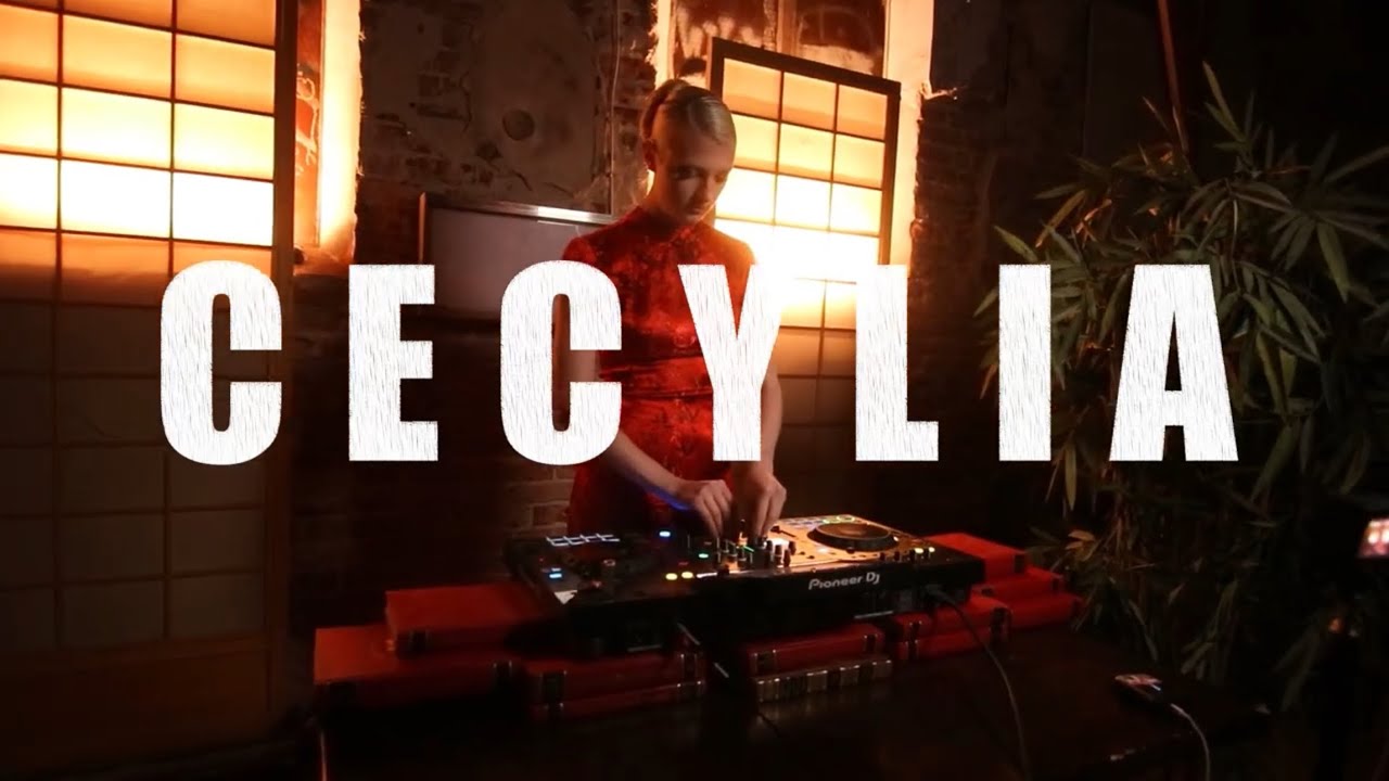 Cecylia | Schranz Set | Grayfox.LA