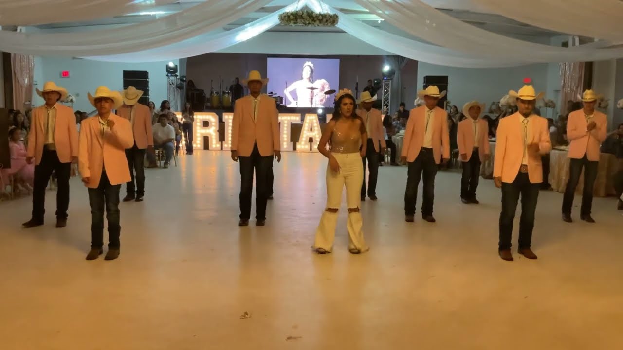 Brittany’s Baile Sorpresa!!