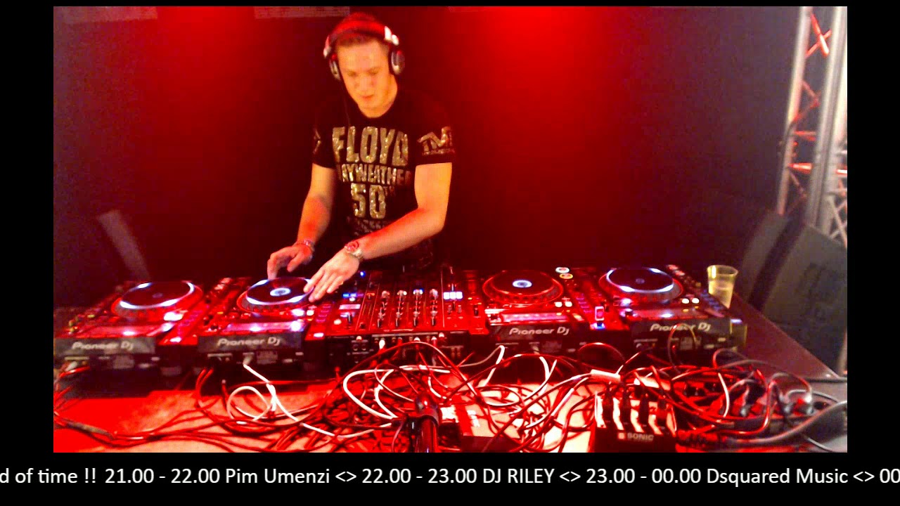 Beats2dance Radio/TV live at Intensss with Des Santos