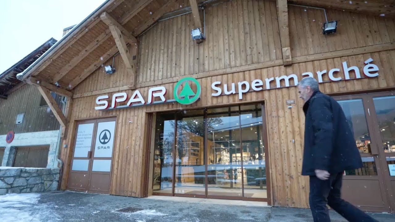 Le SPAR de Méribel adopte le nouveau concept SPAR