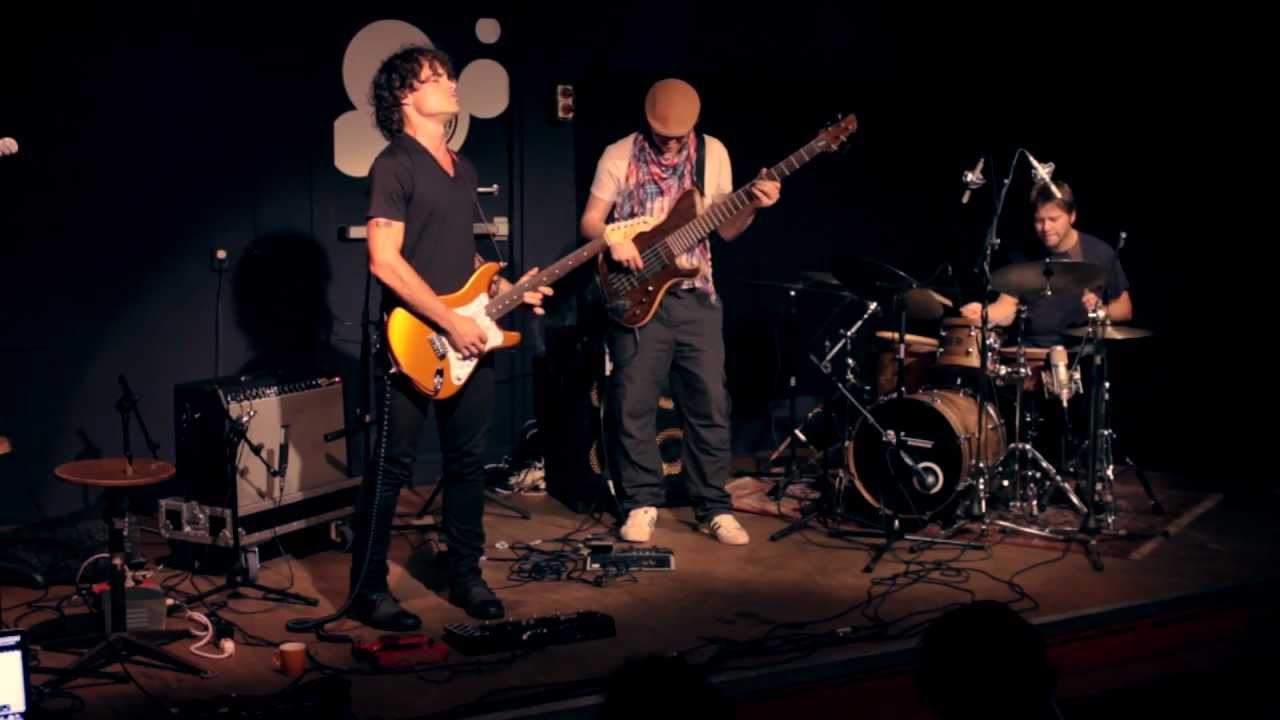 Improvisation n°1 - Bryan Baker, Bob van Luijt and Sebastiaan Cornelissen