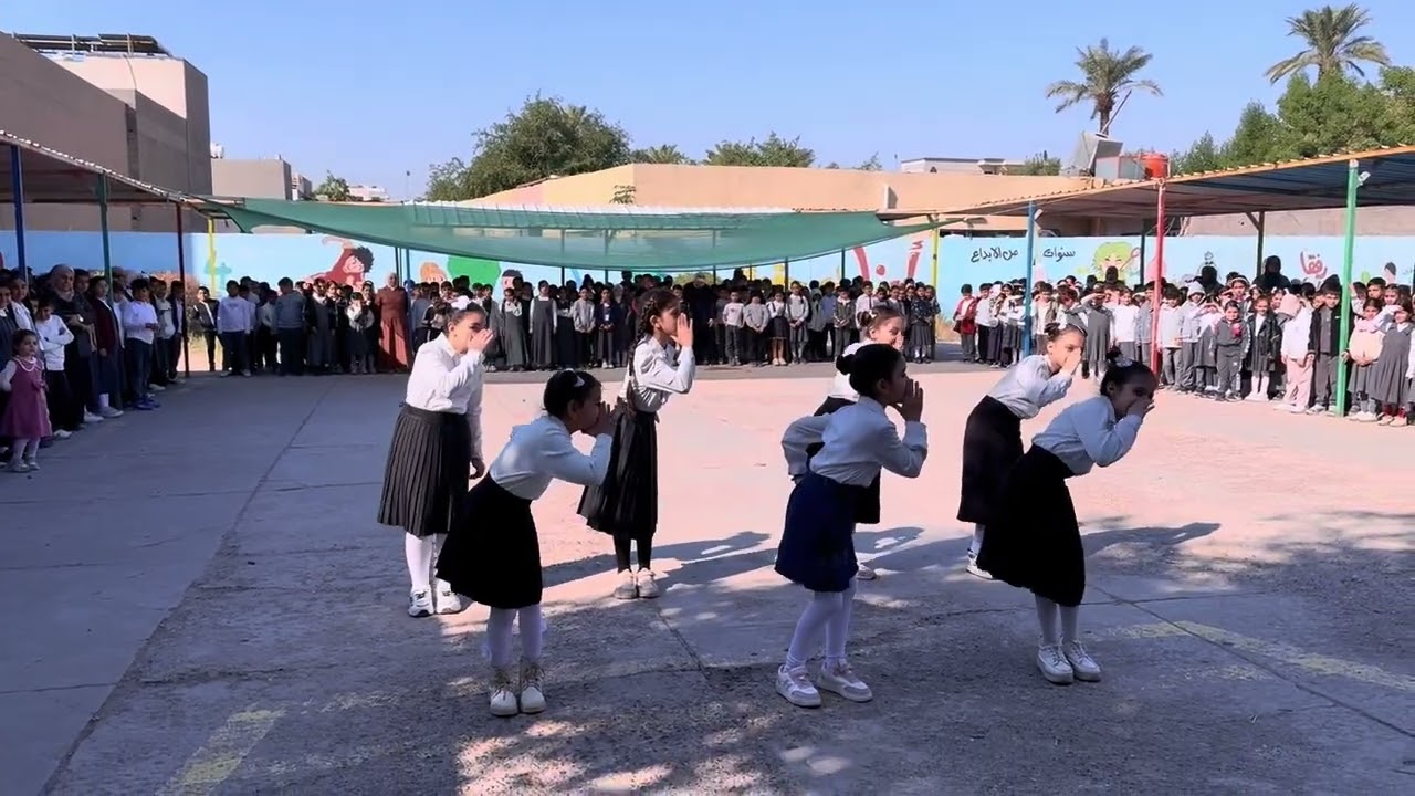 لنكن دوما اصدقاء