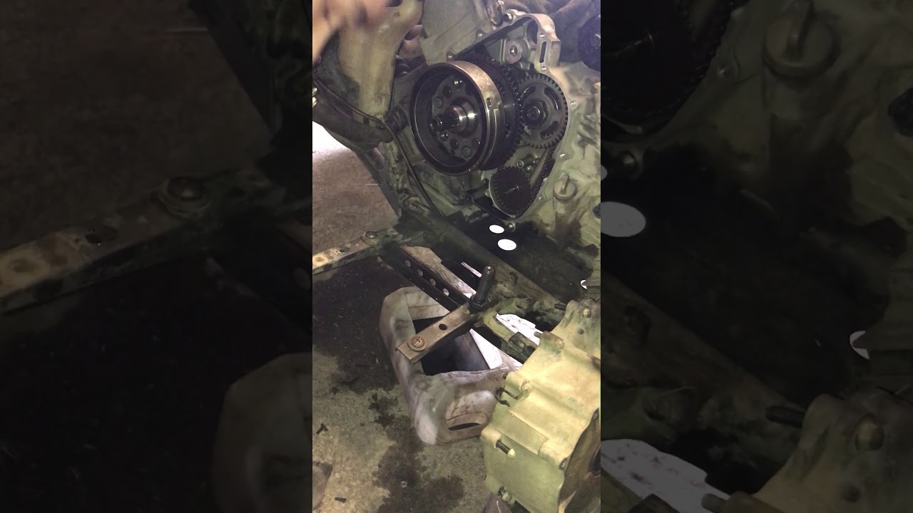 Yamaha Grizzly 2005 660 Start Clutch Removal/Install Pt. 2