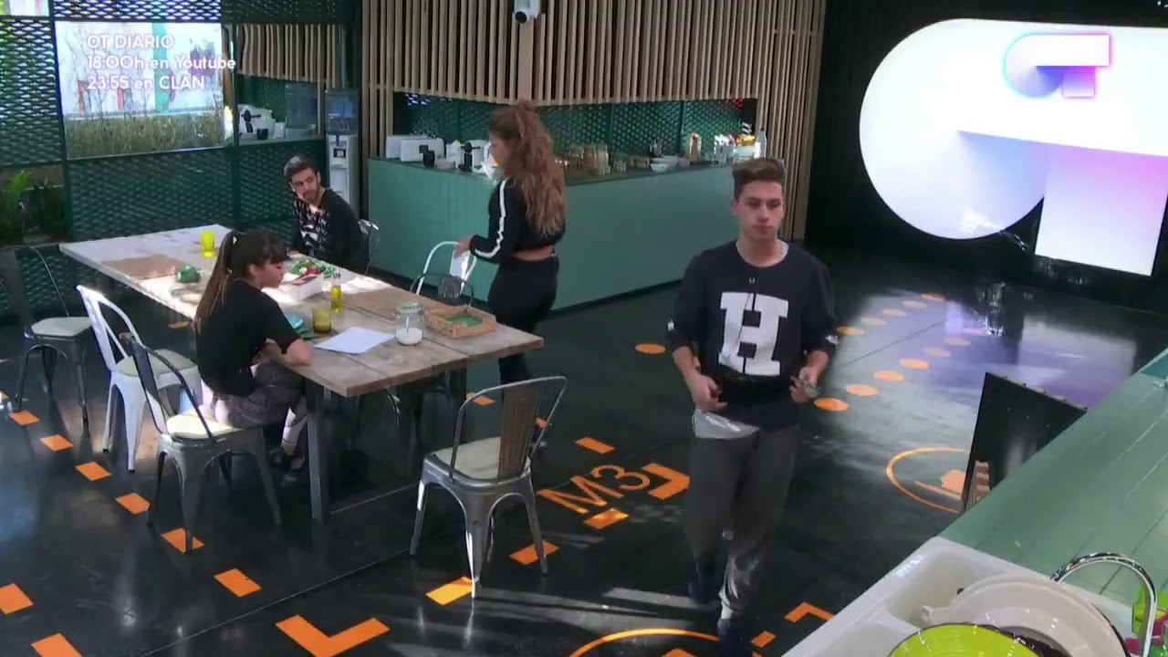 Raoul llamando 'amor' a Agoney | OT 2017