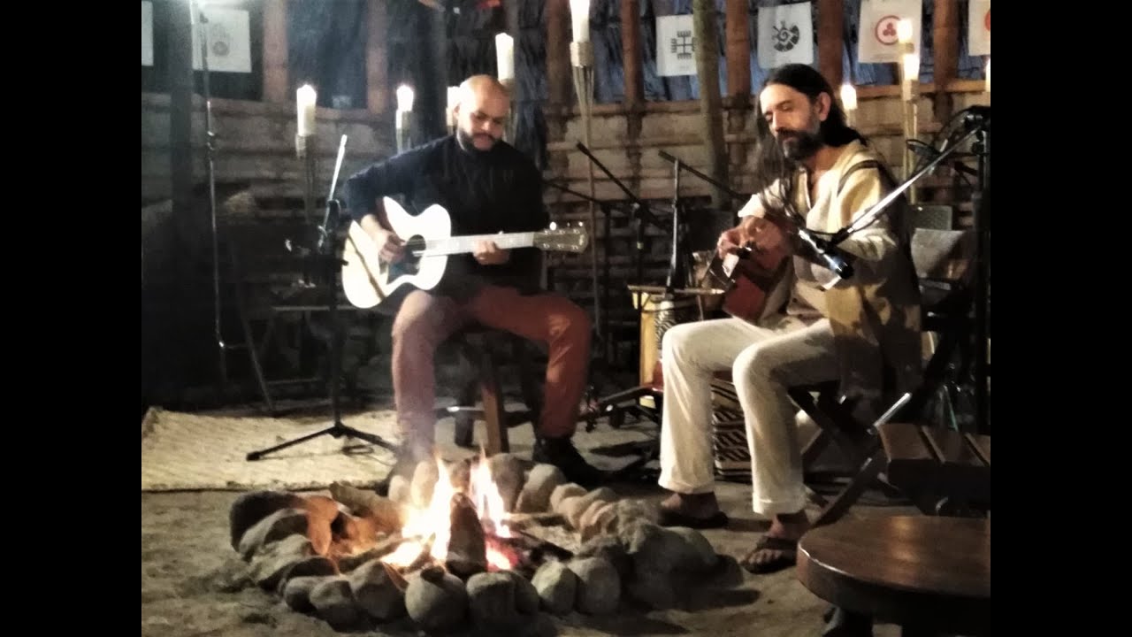 Mucho Indio- Zamayuna en casa Kilele