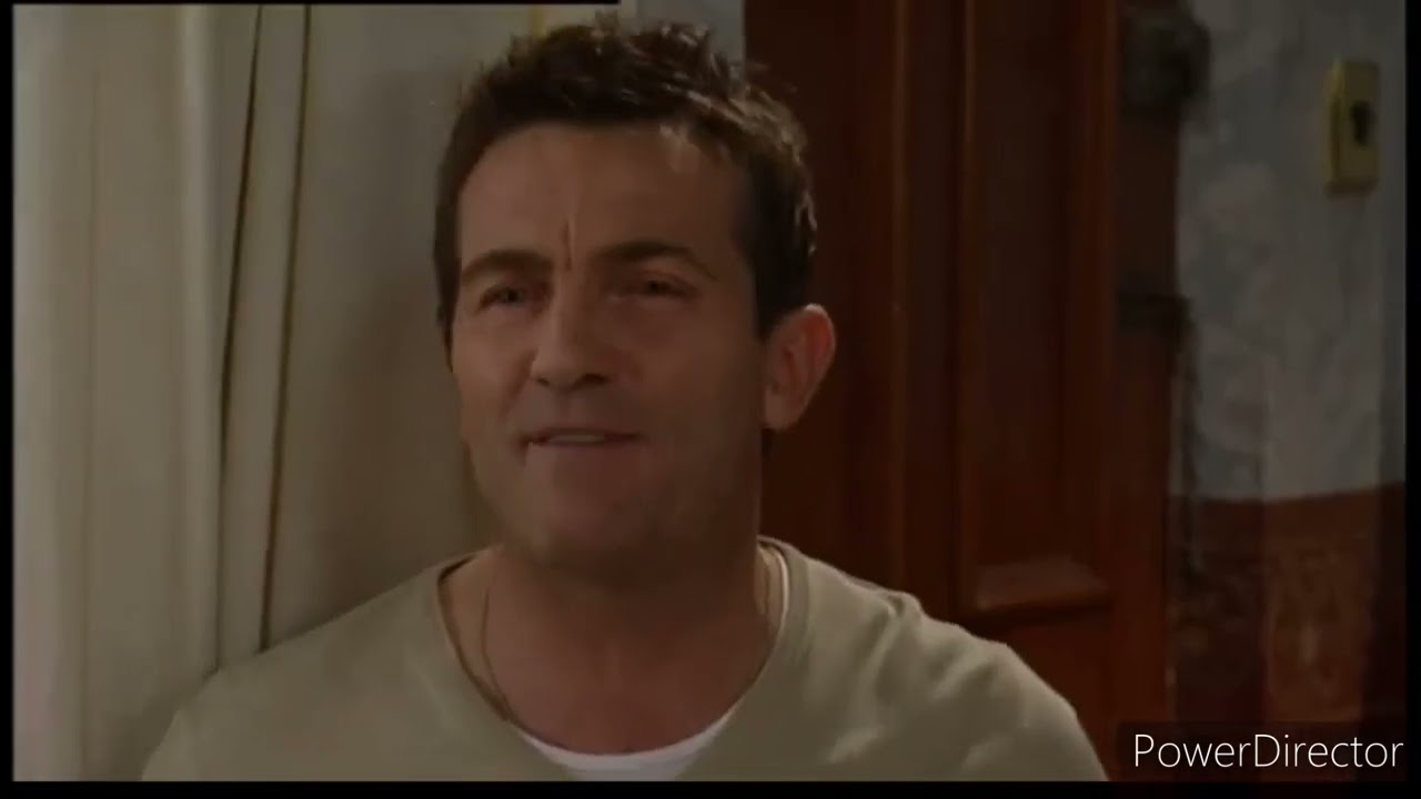 Classic Corrie - Argument Breaks Out At Jamie Baldwin's Birthday Party (27th June 2005P2*OD)