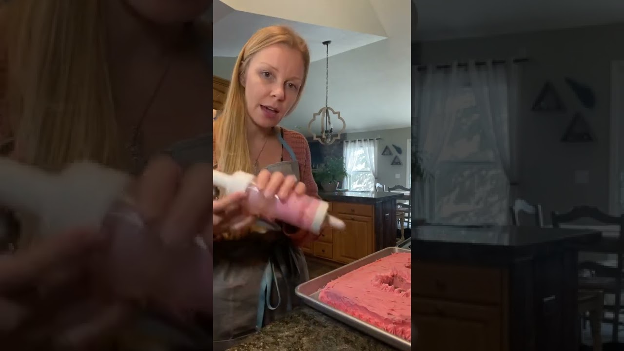 Pampered Chef’s Easy Accent Decorator Tool