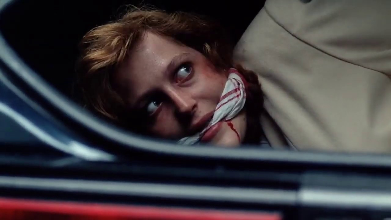 The X Files &ndash; Duane Barry Confronted by a Cop (2x06)
