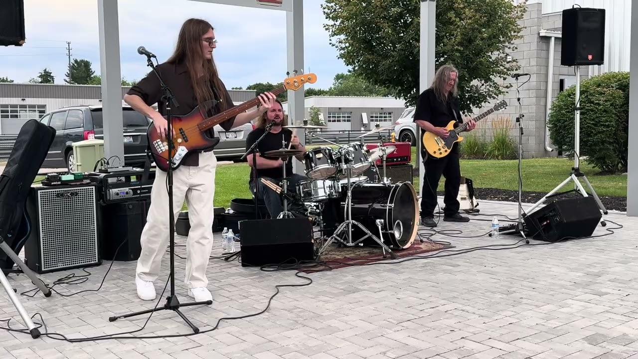 The Vintage - The Spirit of Radio (live Rush cover)