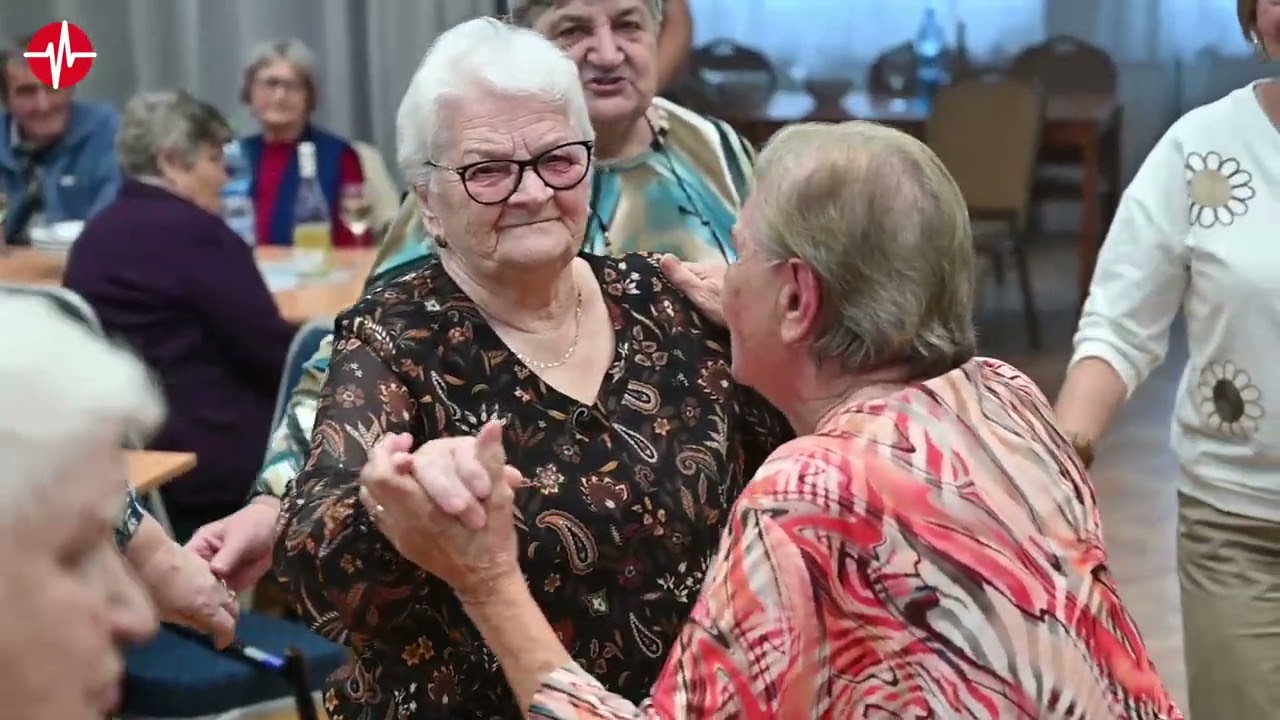 Seniori z Košeckého Podhradia sa bavili, čo im nohy stačili 31.10.2024