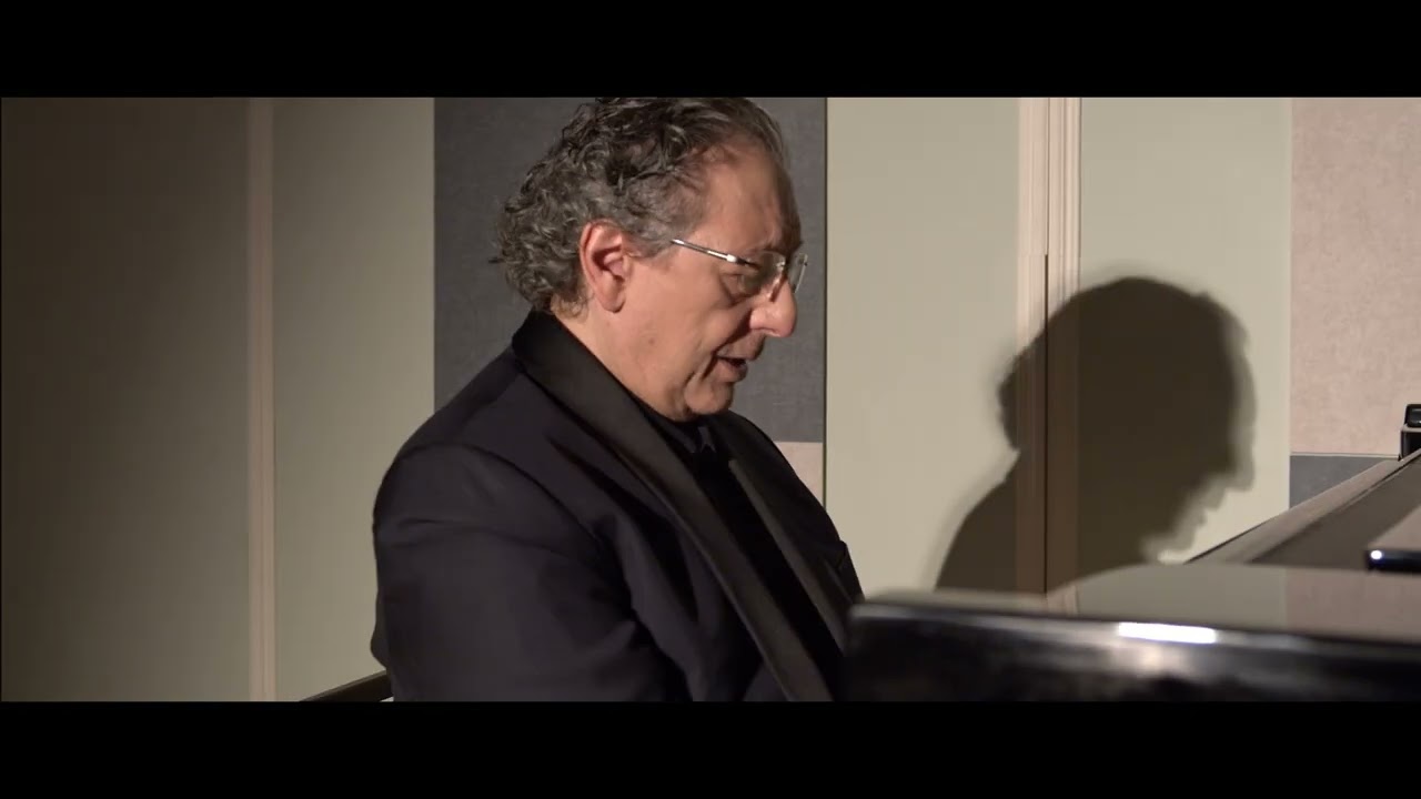 Jean-Marc Luisada | Debussy: Images - Book 2, L. 111 - Poissons d'or