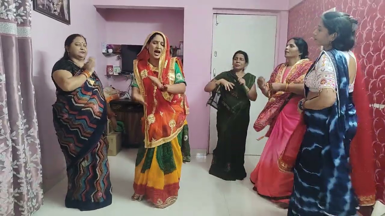 देवी पचरा हमारा मनसा मैया कहिए उरईवू धमाकेदार आप लोग कमेंट करना अच्छा लगे तो
