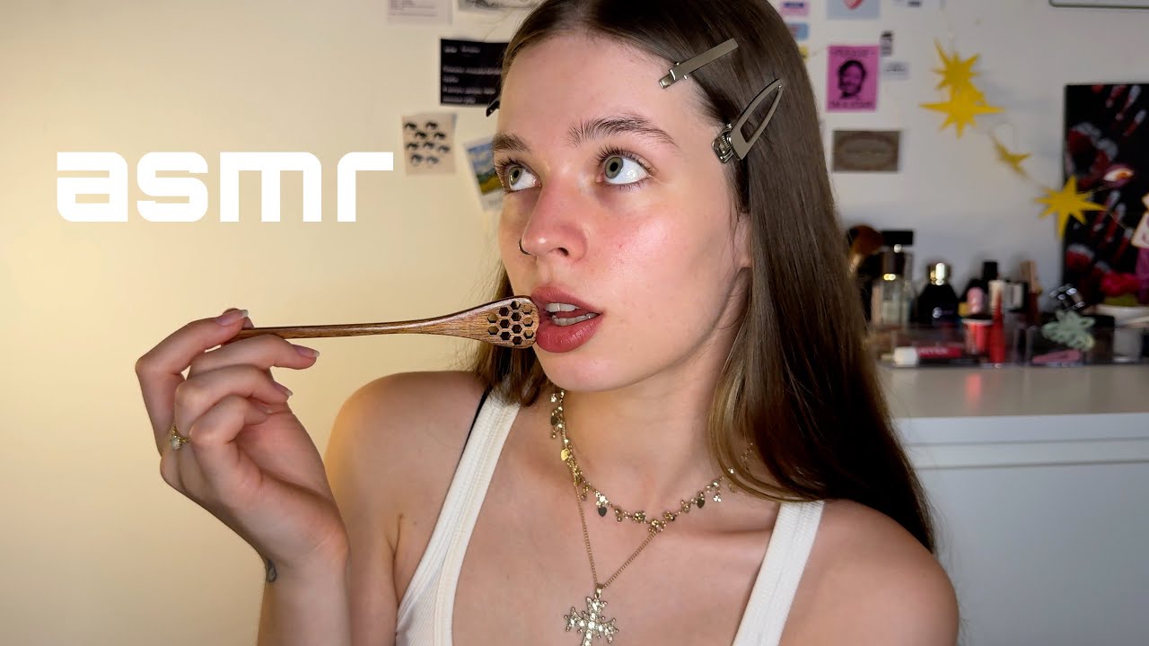 АСМР ем тебя ложечкой (ты мёд) *липкие звуки рта*