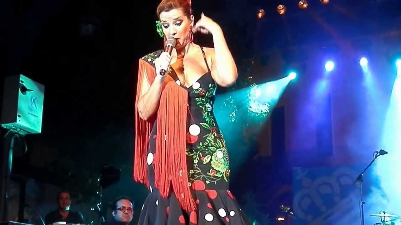 ERIKA LEIVA - LA FLOR DEL TEMPERAMENTO - FUENGIROLA  14-07-13