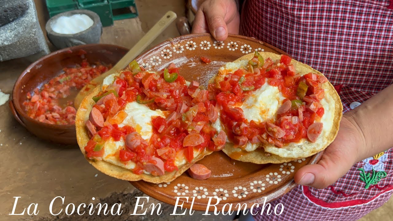 Huevos Montados Almuerzo Ranchero La cocina En El Rancho