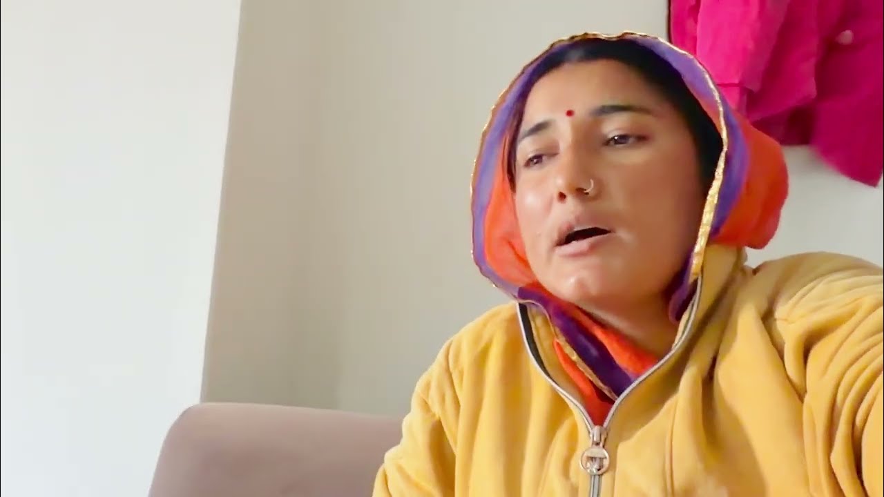 वह दिन याद करती हूं तो बहुत दुख होता है / यह कामयाबी किसी ने परोसी नहीं मुश्किल से हासिल की है