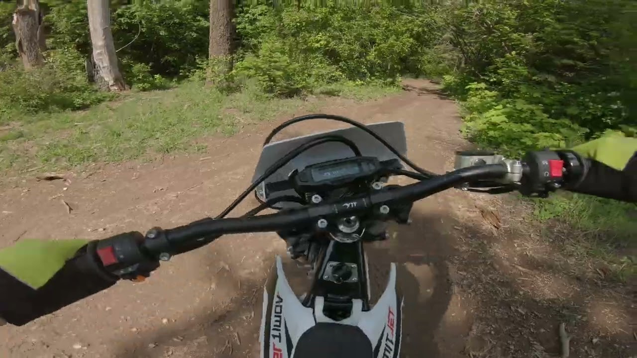 Admitjet Armor Electric Dirt Bike - Surron Competition - raw trail ride