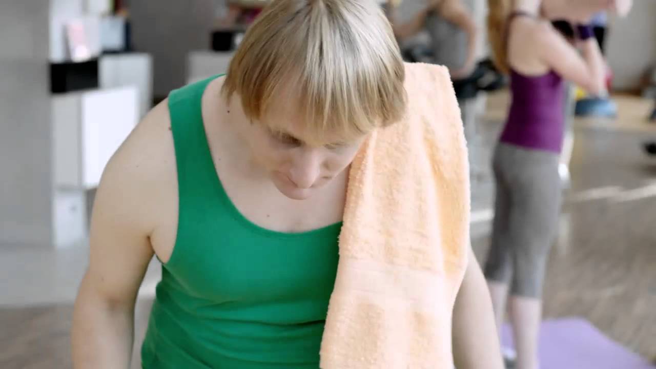 T-Mobile: Vojta Kotek a benchpress