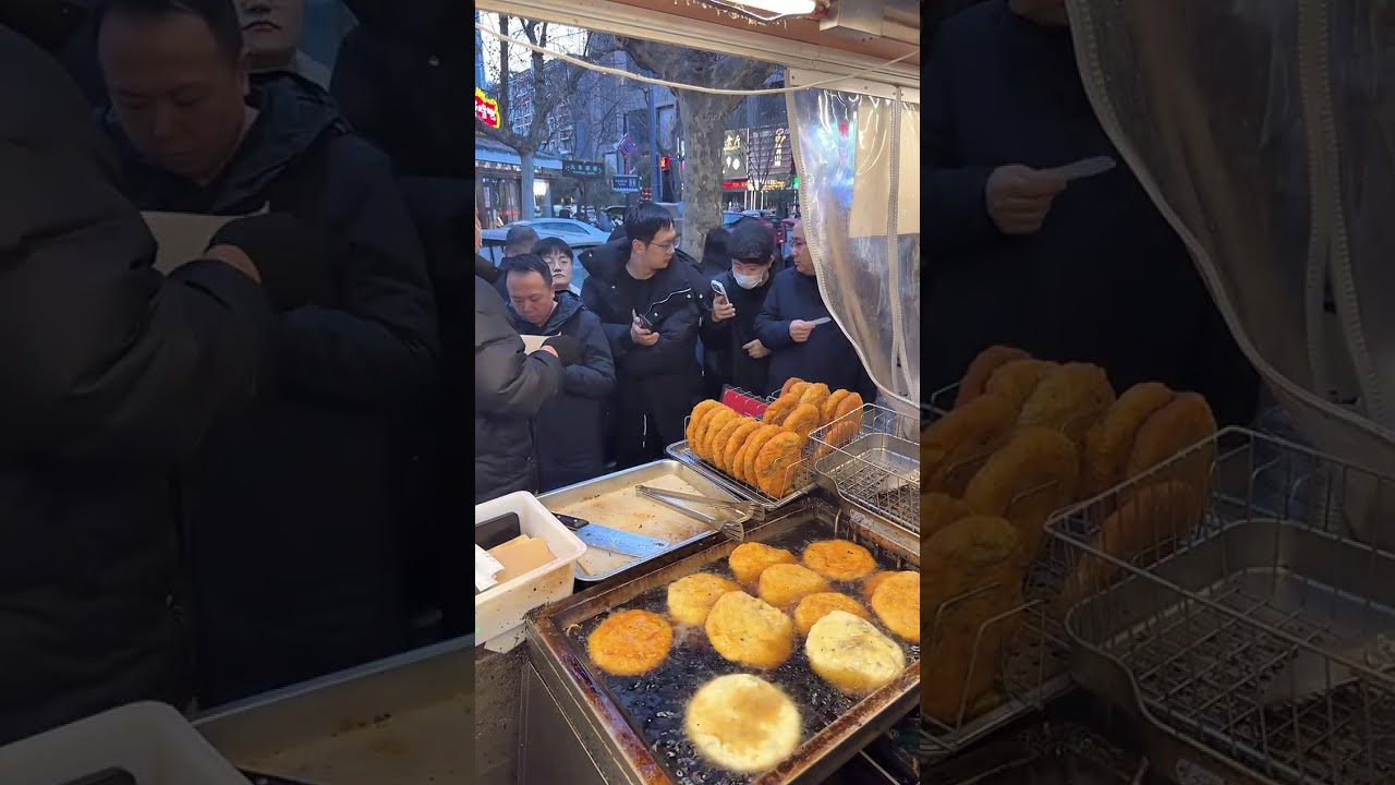 Enjoying delicious food - 纵览美食直播