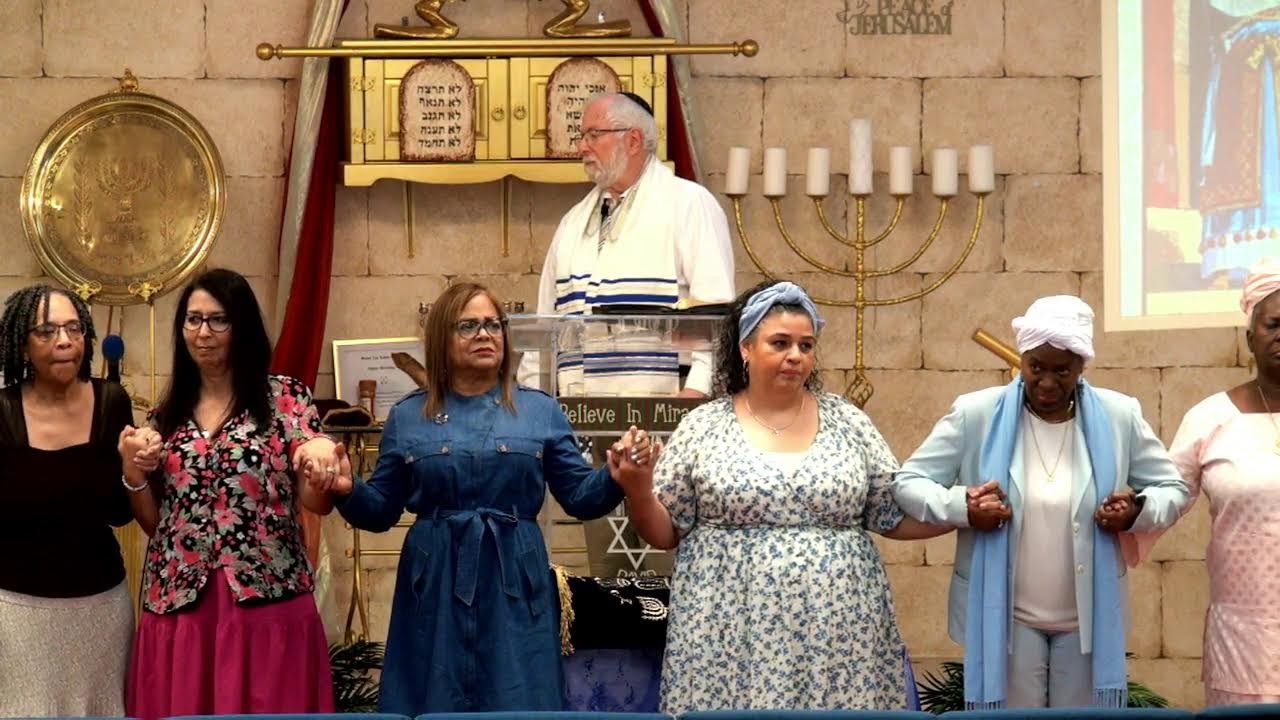 Shabbat Torah Service 