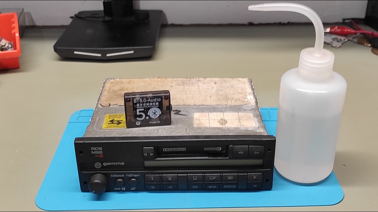 Radio Gamma 3 Philips - naprawa i montaż modułu Bluetooth.
