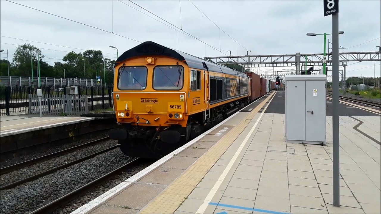 Rush Hour Trains at: Bletchley, WCML, 29/06/21