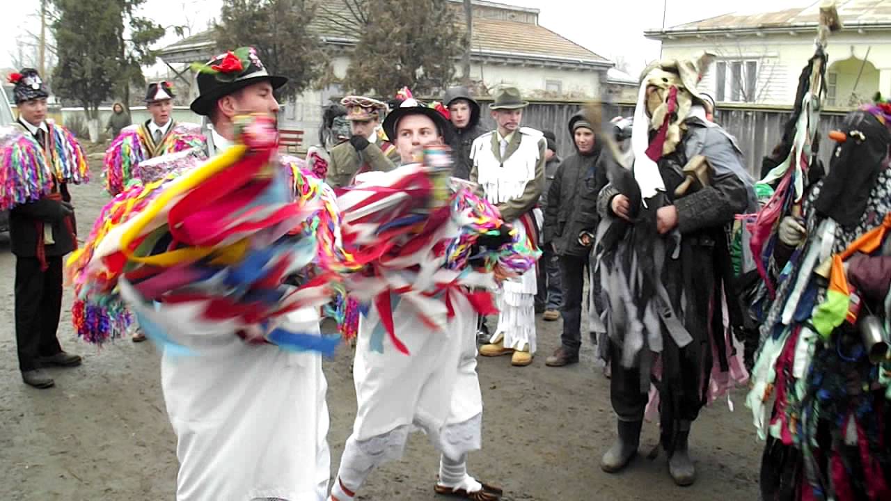 Caiutii Din Com.Sipote-Iasi-Dec.2011-HD**