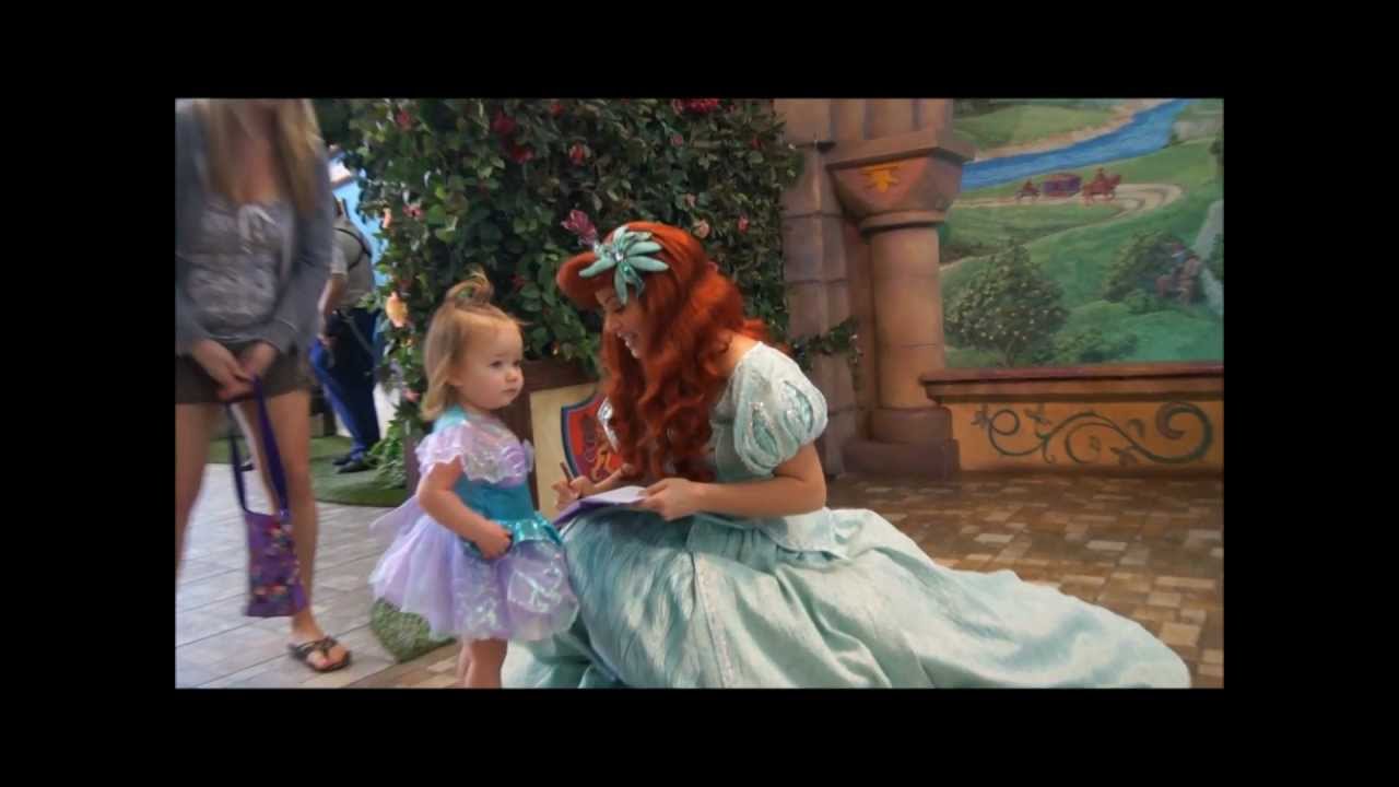 Shaylee Meets the Disney Princesses