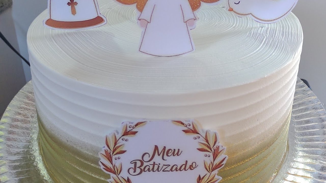 bolo batizado de chantilly
