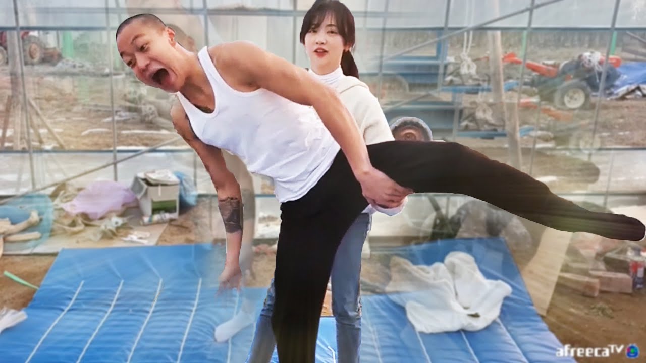 웃겨서 생방송 난리난 커플요가ㅋㅋㅋㅋ(후방주의)