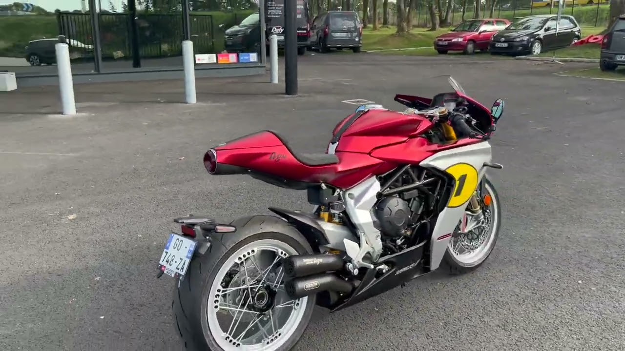Livraison de ma MV AGUSTA SUPERVELOCE EDITION AGOSTINI