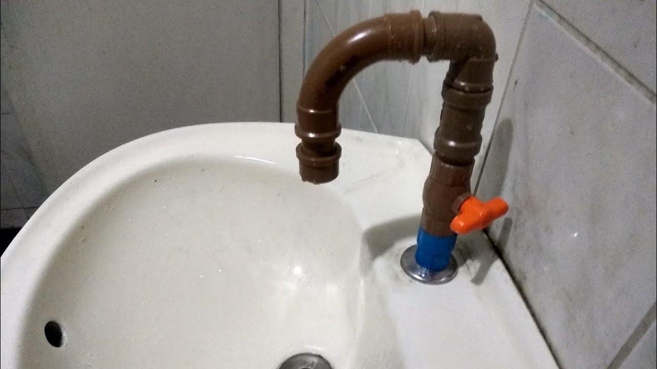 torneira giratória, de cano de PVC, prá lavatório, de banheiro,feita em casa, faça vc mesmo, veja!