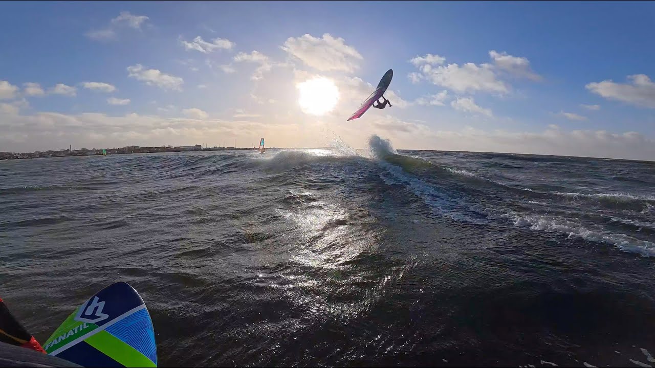 Large freewave board in waves is magic