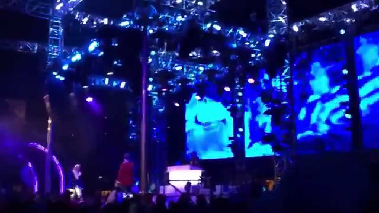 Freeze the Night Opening Ceremony at Frozen Fun