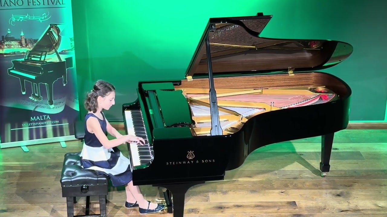 Aaron Copland - The Cat and The Mouse