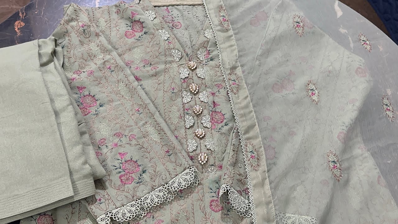 Bareeze Winter Stitching & Dress Designing Ideas