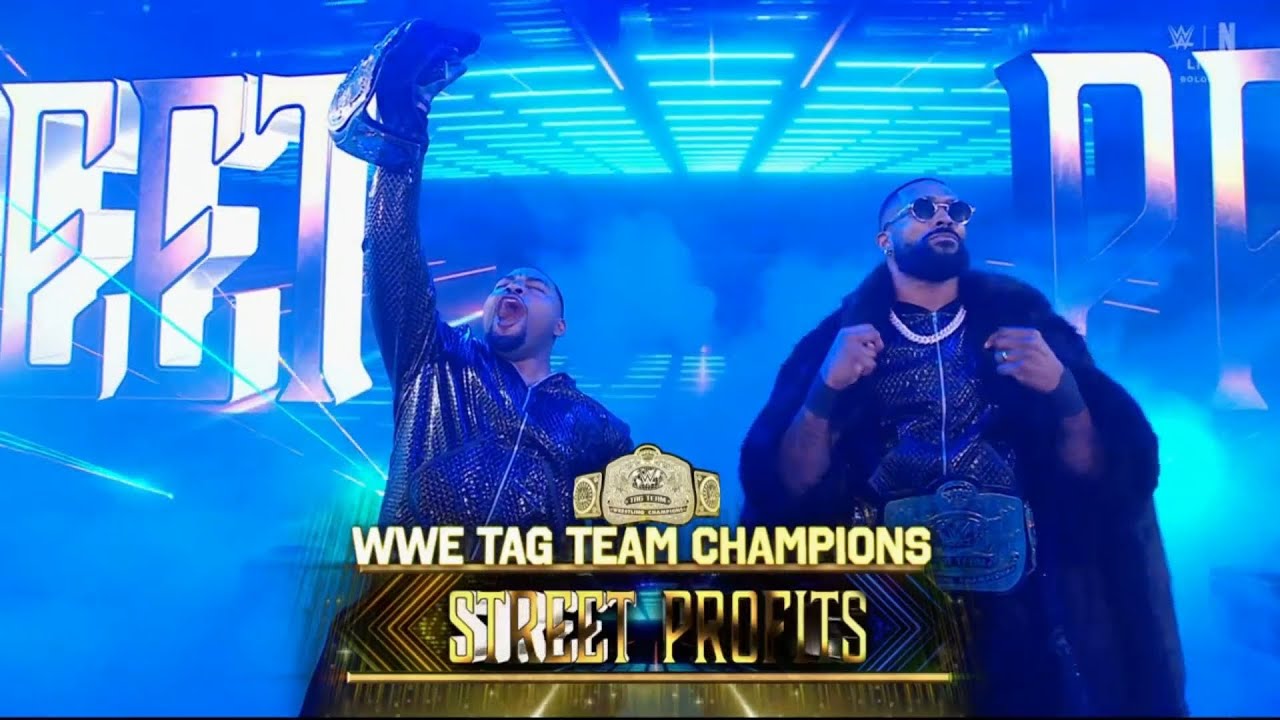 Street Profits Entrance with 