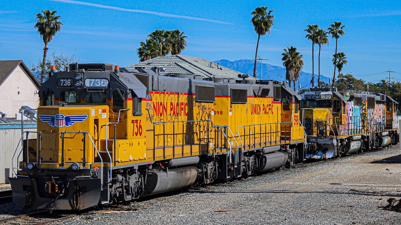 Can’t fit no more locomotives! Taking a quick closeup of some engines at UP’s West Anaheim Yard