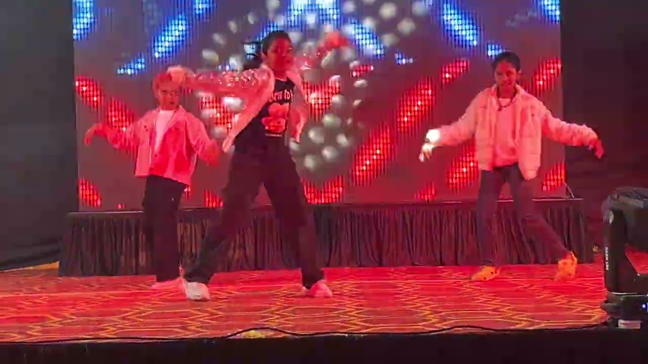 Aarnavi dance on Pushpa