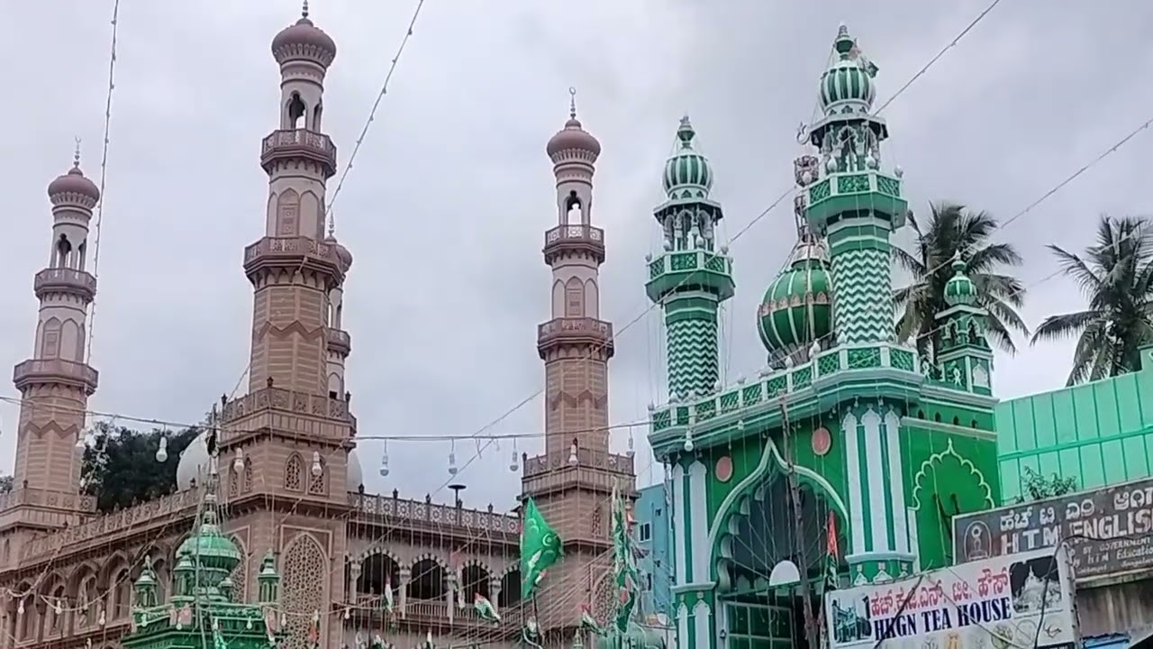 Check pet market Bangalore Dargah 