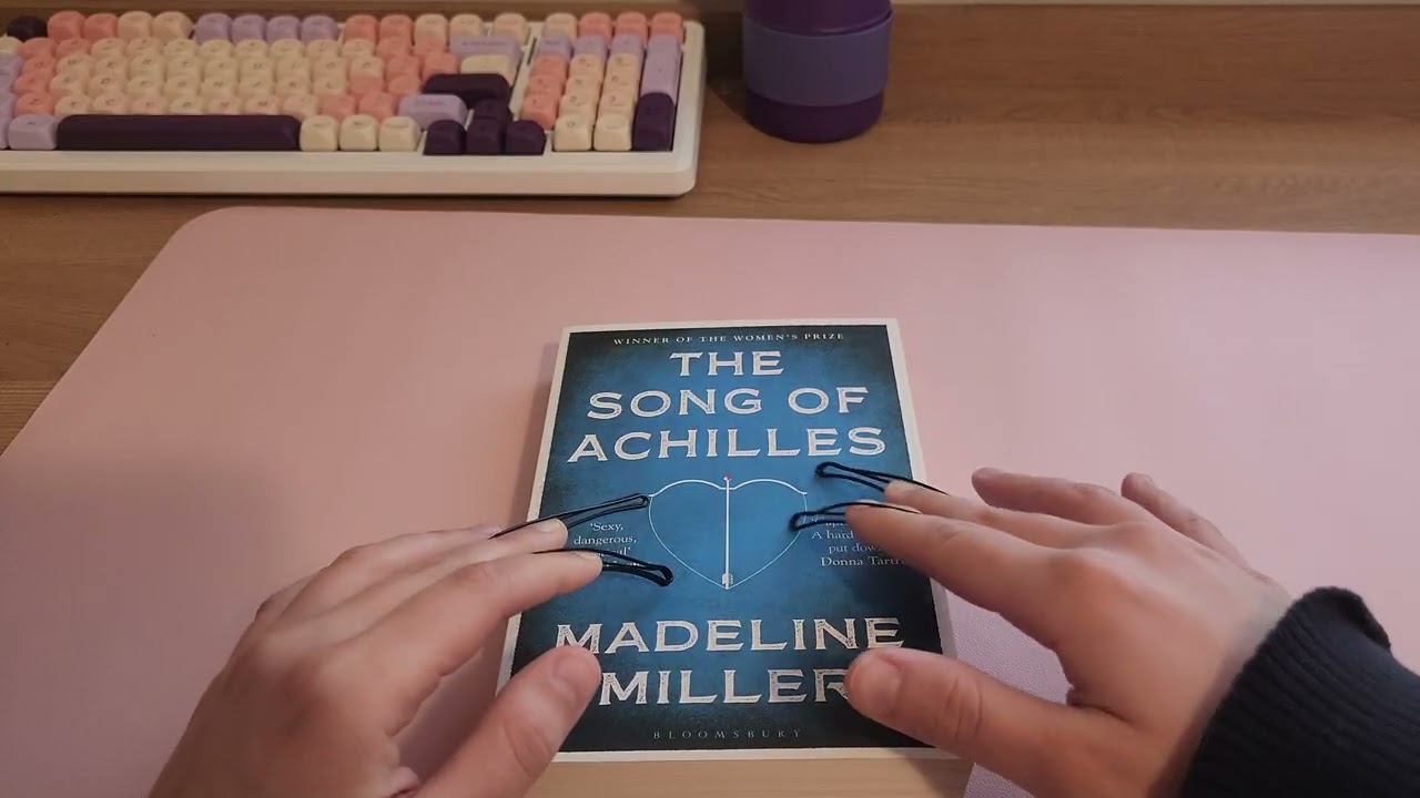 book asmr no talking ♡ tapping, scratching, pages ♡ low quality beginner asmr ♡