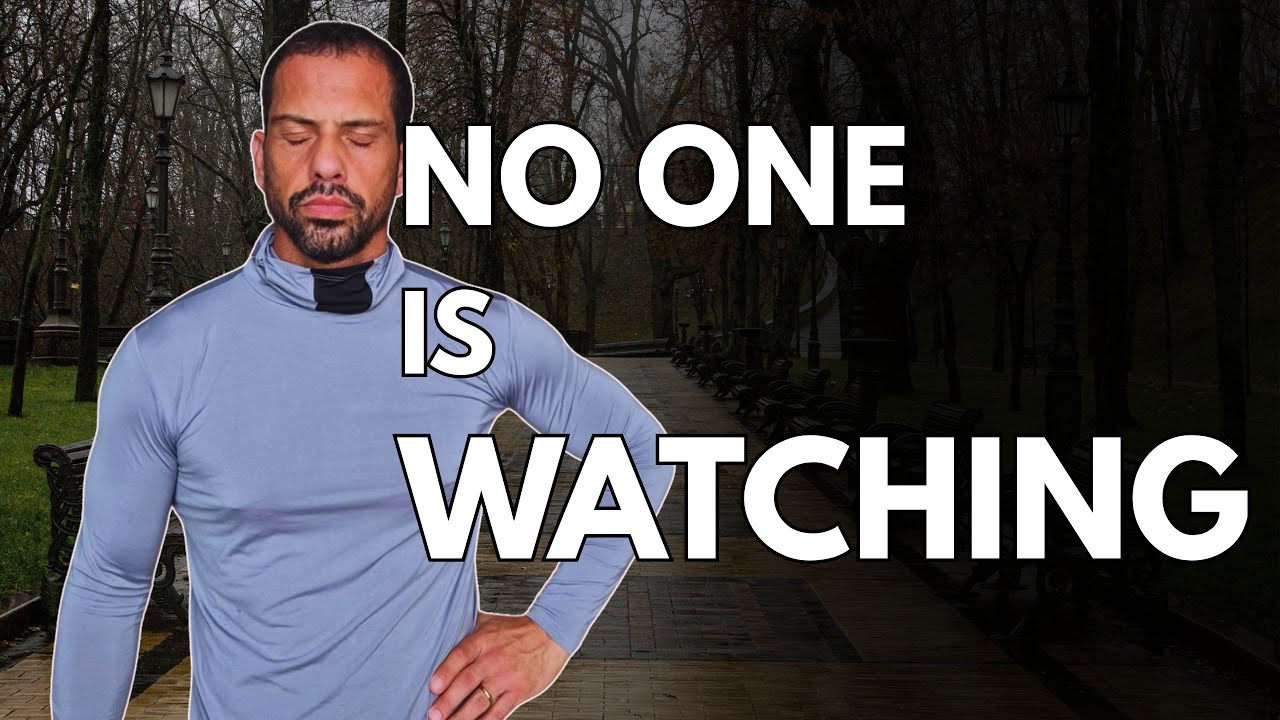 Does Training When No One Is Watching Change Anything?