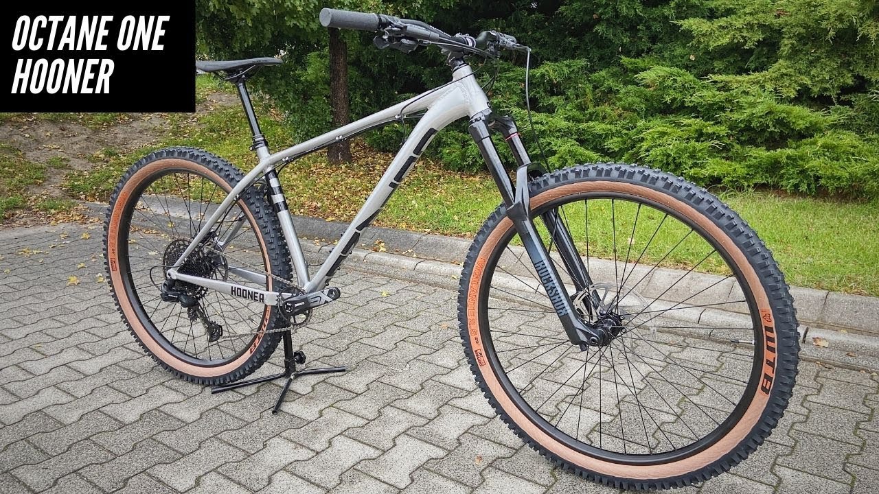 Octane One Hooner - 64 stopnie kąta gł&oacute;wki w hardtailu do enduro
