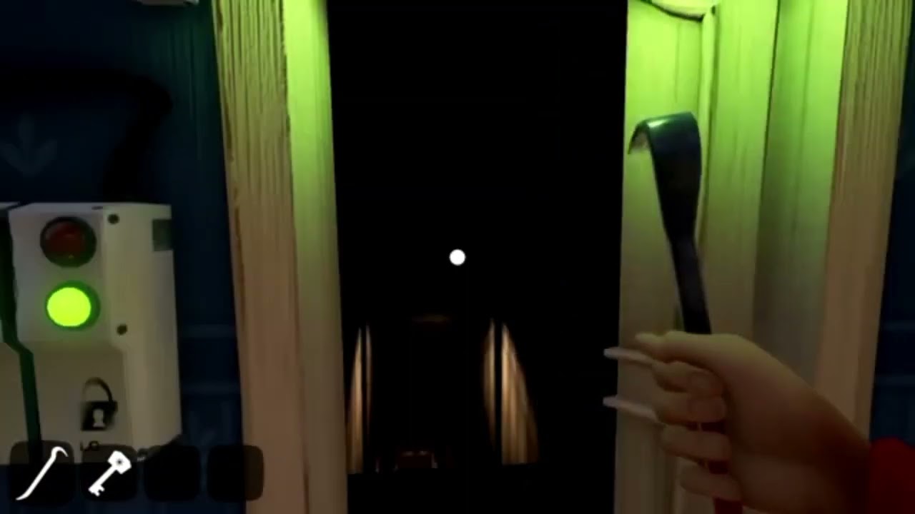 Hello Neighbor alpha 1.5 but the basement chase music is the C00lkidd chase theme