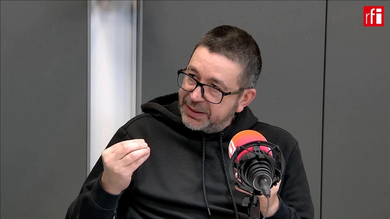 Contramitologia, cu Vasile Ernu (II) • RFI România